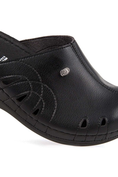 Muya Papuci cu talpă anatomică Gola închisă în față