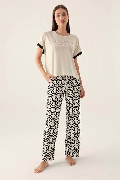 Arnetta Dreams Cream Women's Short Sleeve Pajama Set