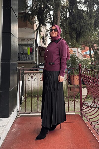 Ghisa Knitwear Cardigan 5Kobhrk3048 Model