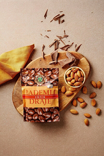 Kahve Dünyası Sütlü Çikolatalı Bademli Draje 60 Gr