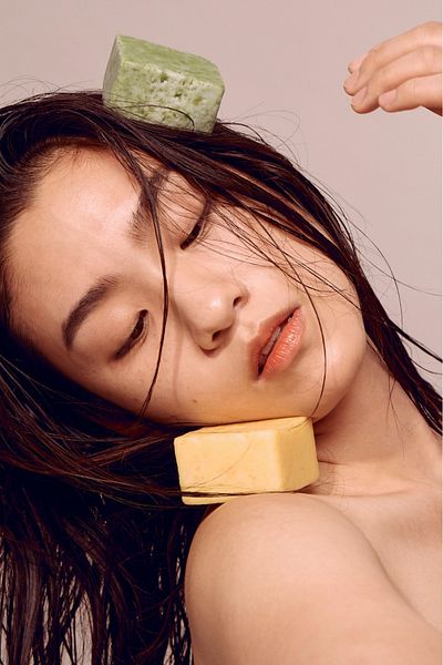 Toun28 Moisturizing and Repairing Baobab Seed Oil Solid Shampoo Bar Nourishing Hair Care