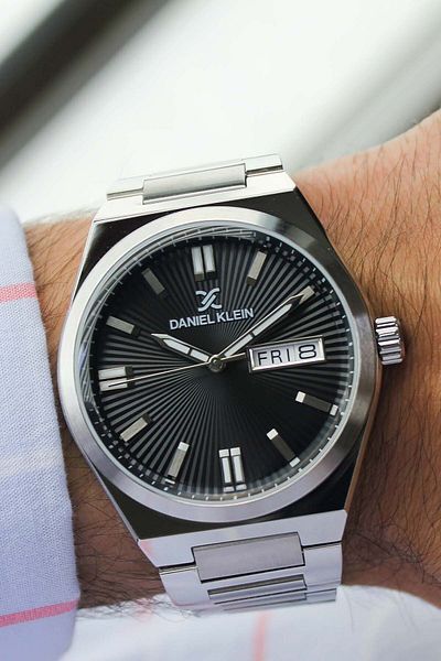 Daniel Klein Dk341607 Men's Wrist Watch with Steel Band
