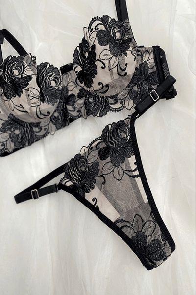 gc gece incisi Set sutien și cu modele florale brodate argintii