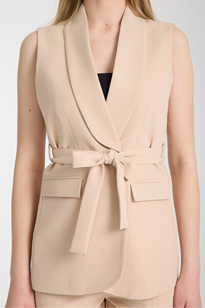 Swass Violet Belted Vest and High Waist Beige Trousers Set