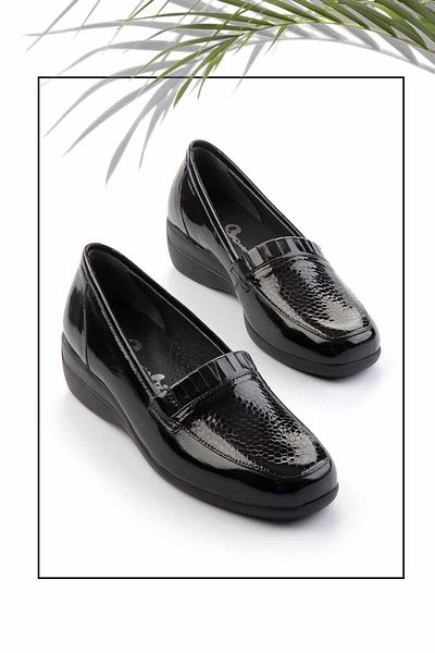 Bambi Schwarzes Lackleder Kroko Echtes Leder Damen Klassische Schuhe K 01531123411