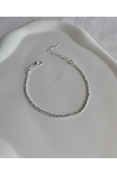 DEMOKAN Women's Stone Colored Tiny Square Bracelet