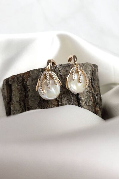 Petalia İncili Salkım Küpe