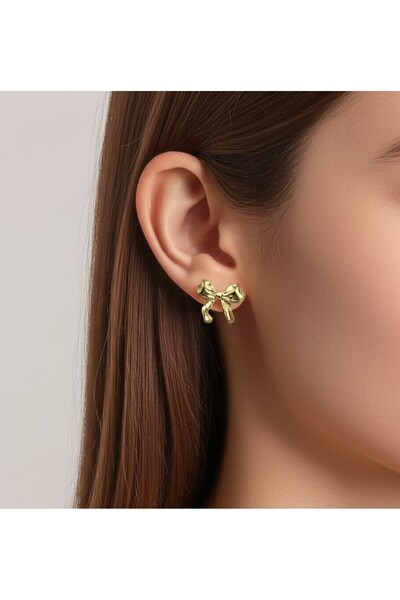 HARİNA Kadın Gold Küçük Boy Sallantılı Fiyonk Küpe