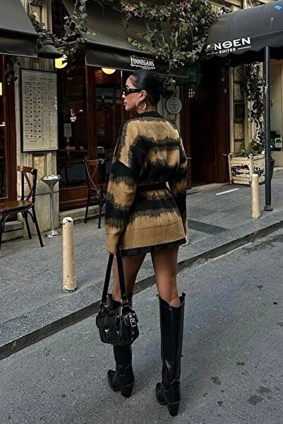 Lijuri Pulover cu detaliu de tranziție 1346