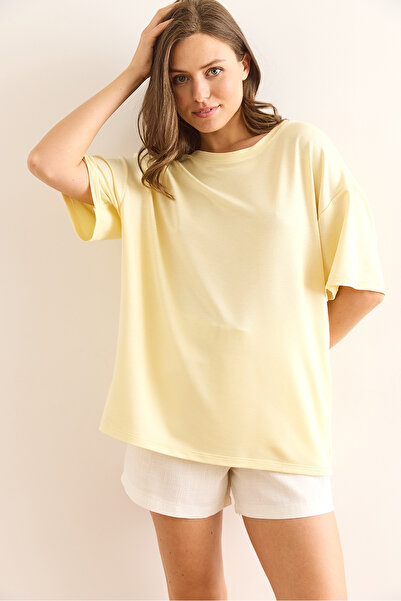 Olalook Γυναικείο μπλουζάκι με κίτρινο λαιμόκοψη με μαλακή υφή TSH-19000865