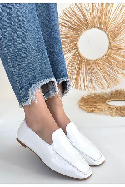 Celira Betra White Patent Leather Ballerina Shoes