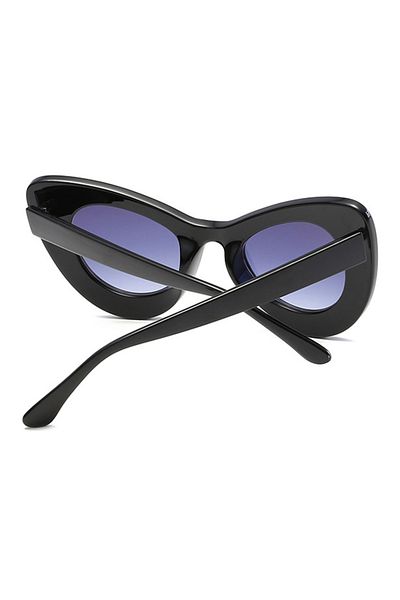 THEICONIC Women's Butterfly Oversized Sunglasses - Black