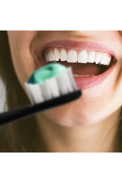 zenifique Zenifique® Electric Toothbrush Refill, Oval Head, Black