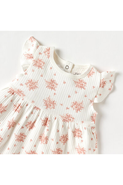 Juniors All-Over Floral Print A-line Dress with Flutter Sleeves