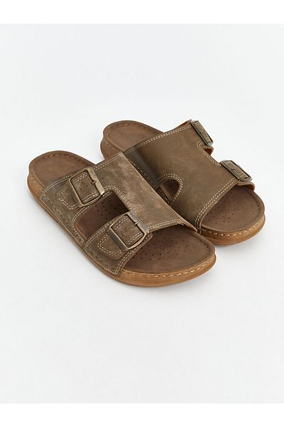 LC Waikiki Κομψές και άνετες ανδρικές παντόφλες με λεπτομέρεια αγκράφα σε σουέτ εμφάνιση