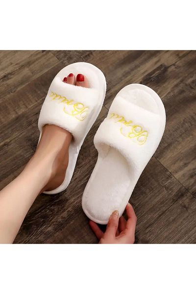Star Fashion Papuci mireasa, foarte pufosi, brodati cu textul "Bride" cu fir auriu, alb, OneSize