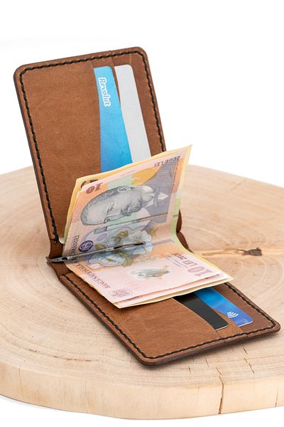 tudorAce Leather ID Card Wallet, Hand-Stitched, with Money Clip, Minimalist Design