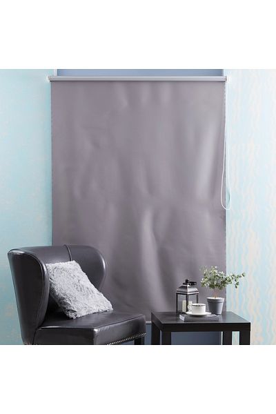 Delta Blackout Roller Blind - 120x210 cm