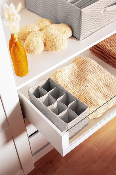 Serstil 8 Compartment Drawer Cabinet Socks / Underwear Foldable Organizer Organizer Box 14X28X12 cm