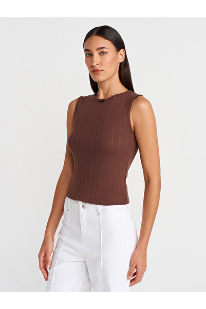 Dilvin 31835 Rose Detailed Sleeveless Ball-Light Brown