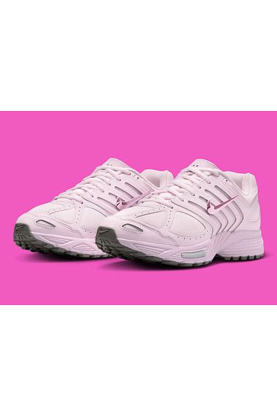 Nike Women's Sports Shoes Air Pegasus 2005 Pink Sneakers
