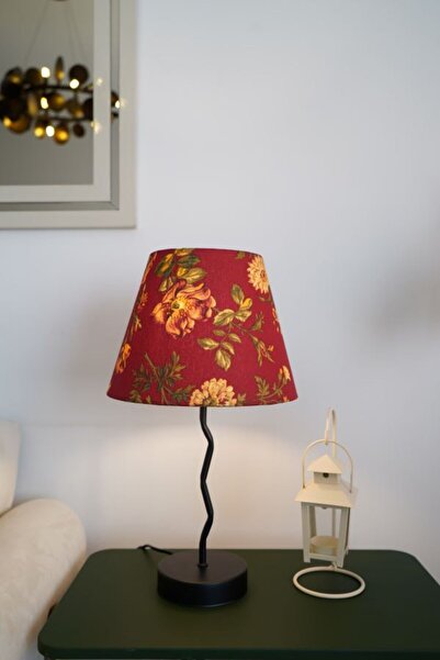 retro home design Siyah Zikzak Model Kırmızı Çiçek Baskılı Kumaş Şapkalı Deko...