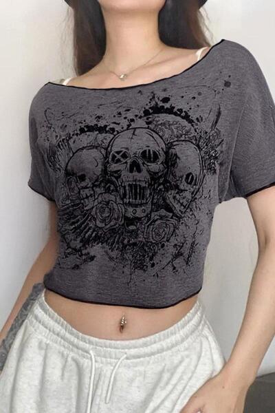 BALİNA Crop cu mâneci scurte Y2K cu craniu gotic afumat, cu umerii goi -ALH