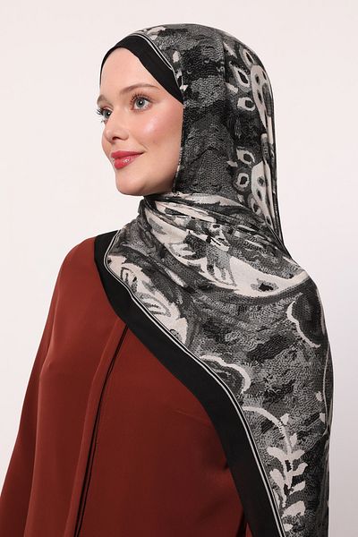 LuvenSara Patterned Silk Shawl
