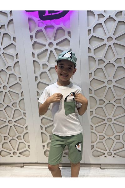 KUMRUNUN DÜNYASI Short Sleeve T-Shirt Shorts and Hat 3-Piece Bottom Top Boy's Set