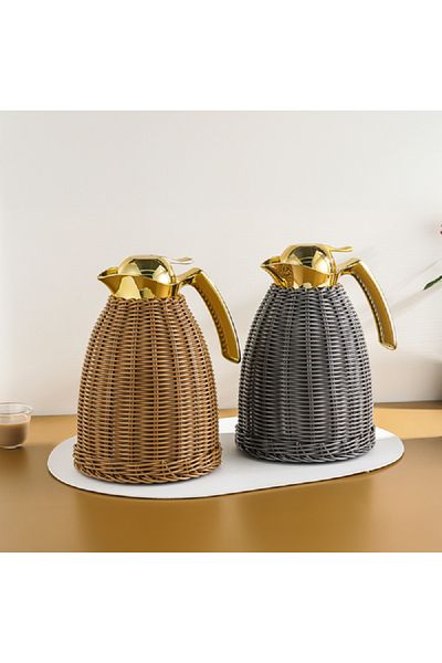 Bien Servi Stainless Steel Vacuum Flask with Rattan Brown 1 Liter