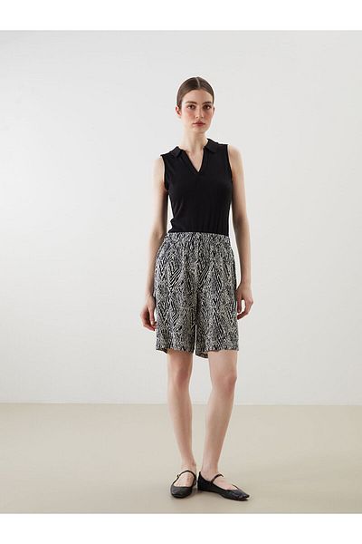 LC Waikiki Patterned Women's Shorts with Elastic Waist