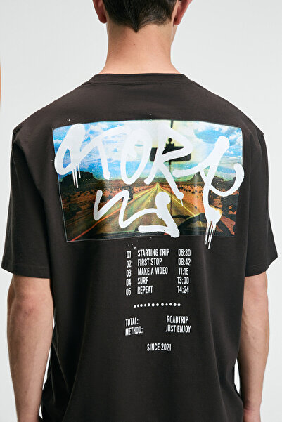 GRIMELANGE Tasty Men's 100% Cotton Oversize Fit Printed Short Sleeve Round Neck Brown T-Shirt