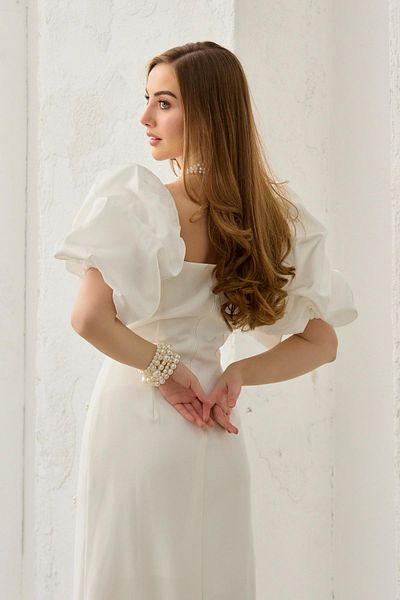 Elbee Fashion Woman Φόρεμα με λεπτομέρεια επεξεργασίας με γαρνιτούρα με μανίκια