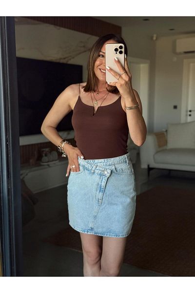 X-Young Rubber Strap V Iron Tank Top Dark Brown