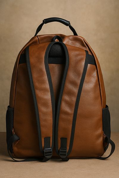 GFT FASHION stylish leather bag (Backpack)