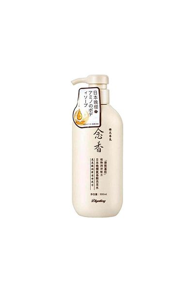 Sakura Japanese shampoo for hair growth, preventing hair loss and removing dandruff 300 ml