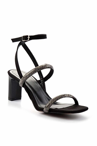 Bambi Matte Black Women's Classic Heeled Shoes K05215164938