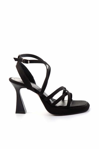 Bambi Pantofi clasici cu toc de damă negri mat K05215164438