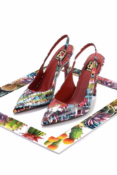 Bambi Pantofi clasici cu toc de damă din piele lăcuită multicoloră K 01455018208