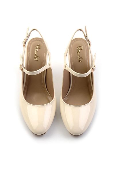 Bambi Beige Women's Classic Heeled Shoes K01209400008