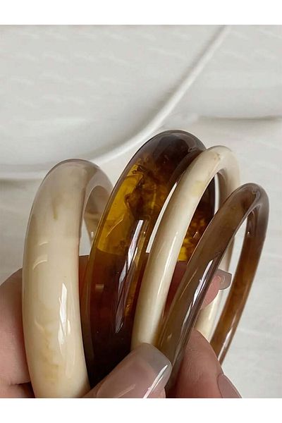 La Saade Neutral Muse Set-Acrylic Bracelet Set