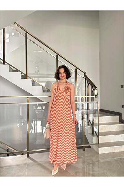 Sude Kızanlıklı Rochie din satin cu model de val