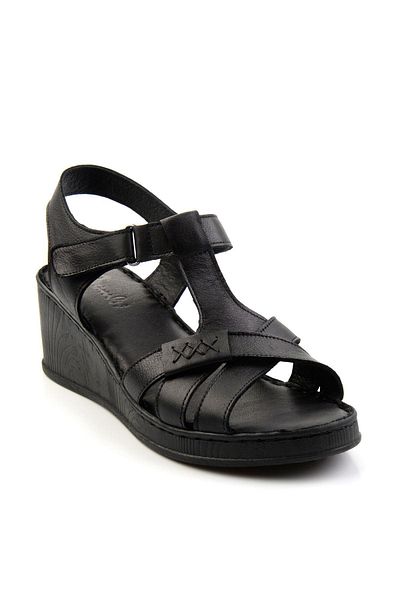 Bambi Black Leather Women's Sandals K05552006003