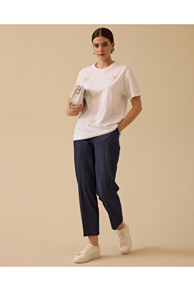 SEÇİL İncili Fiyonk Detaylı Tişört