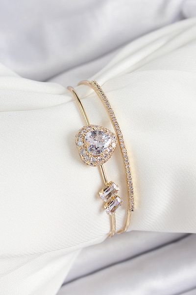 BESKAR Brass Gold Color Heart Zircon Stone Women's Bracelet