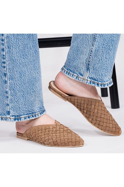 LA PASSION Genuine Leather Hand Knitted Suede Tan Women's Slippers