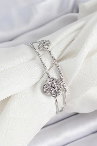 BESKAR Brass Silver Color Zircon Stone Clover Model 2-Piece Women's Bracelet