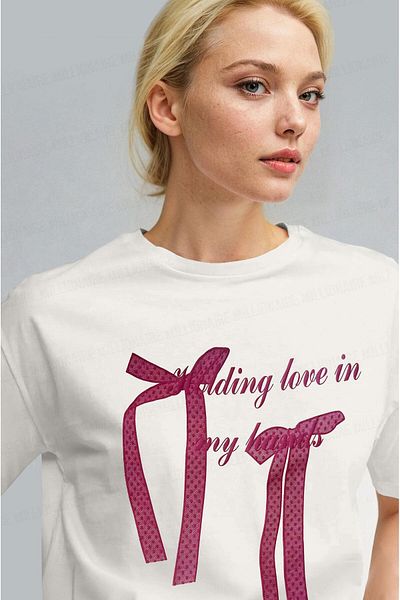 Millionaire Women's Ecru White Ribbon Fluffy Textured Print Regular Fit Regular Fit T-Shirt