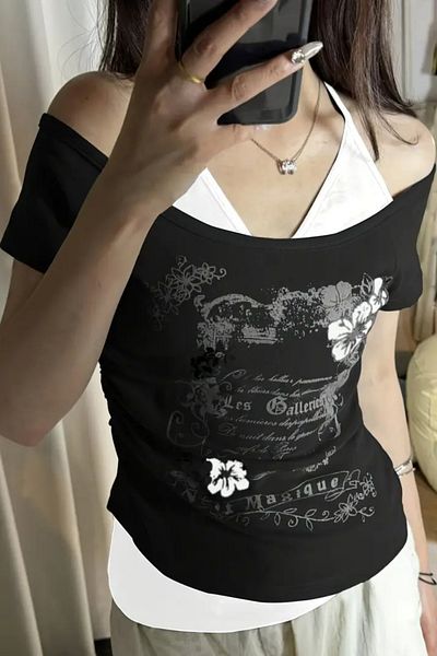 Köstebek Black Nuit Magique Madonna Collar Y2K Short Sleeve Full Body Crop T-Shirt with Additional Strap