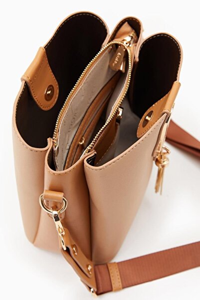 Levidor Mink Camel Women's Shoulder Bag